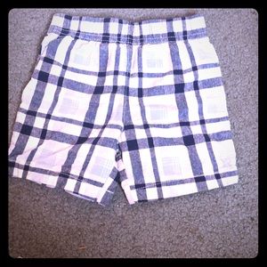 Cutee boys plaid shorts!